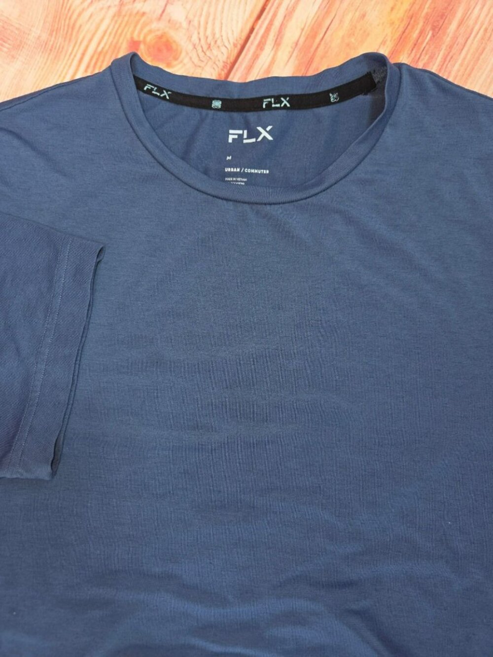 FLX Mens Urban Commuter Blue T-Shirt Medium Polyester Wool Blend